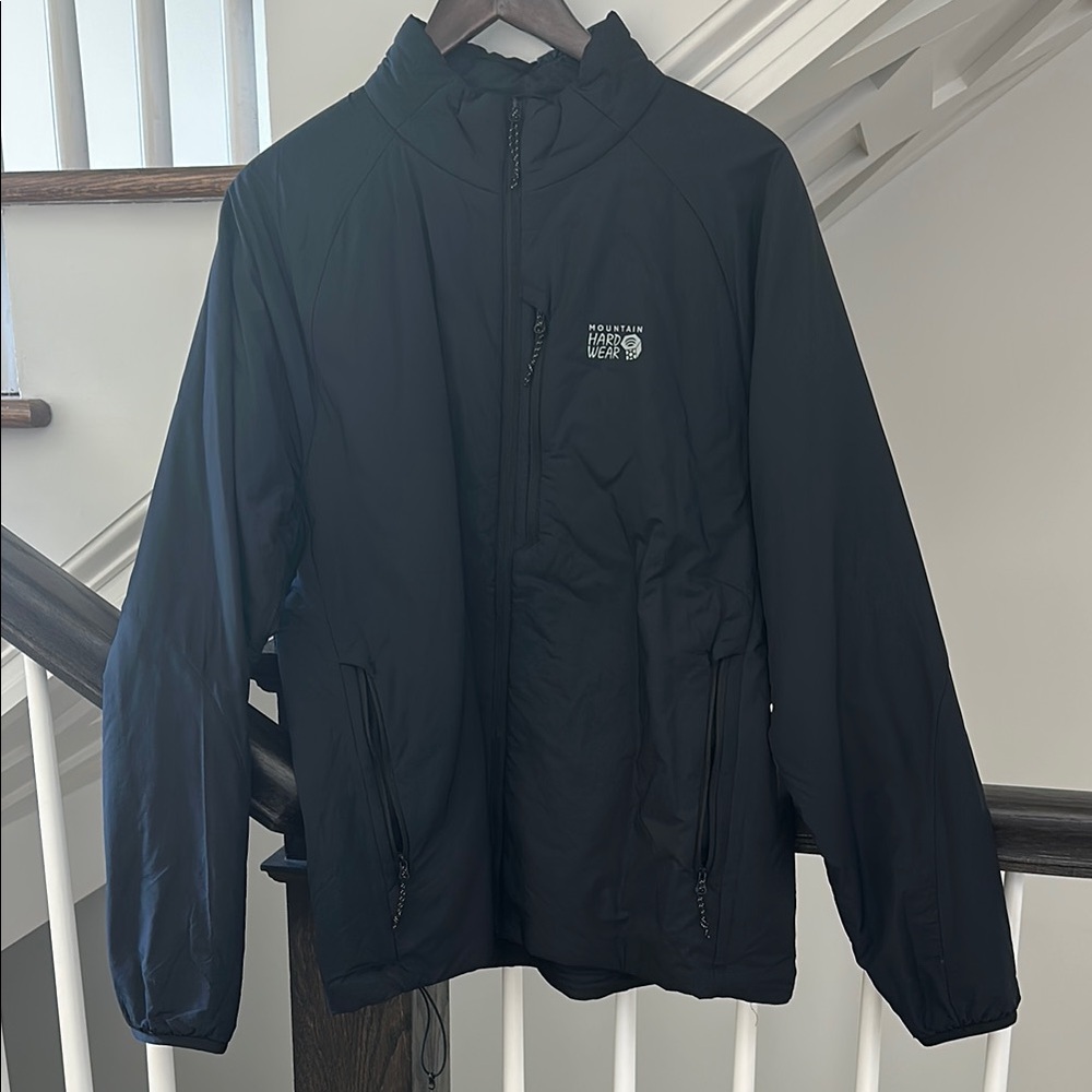 Mountain Hardwear Black Performance Jacket Lightweight Design
